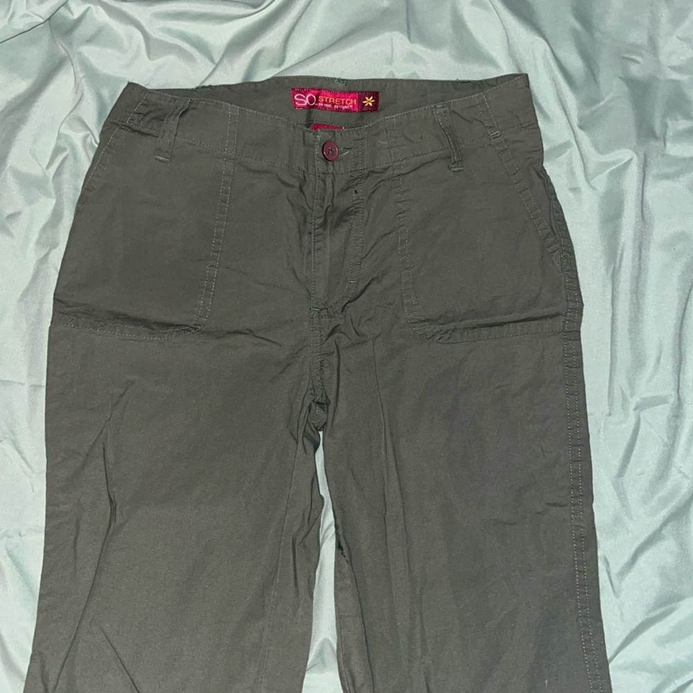 So girls size 12 capris. Olive green color.